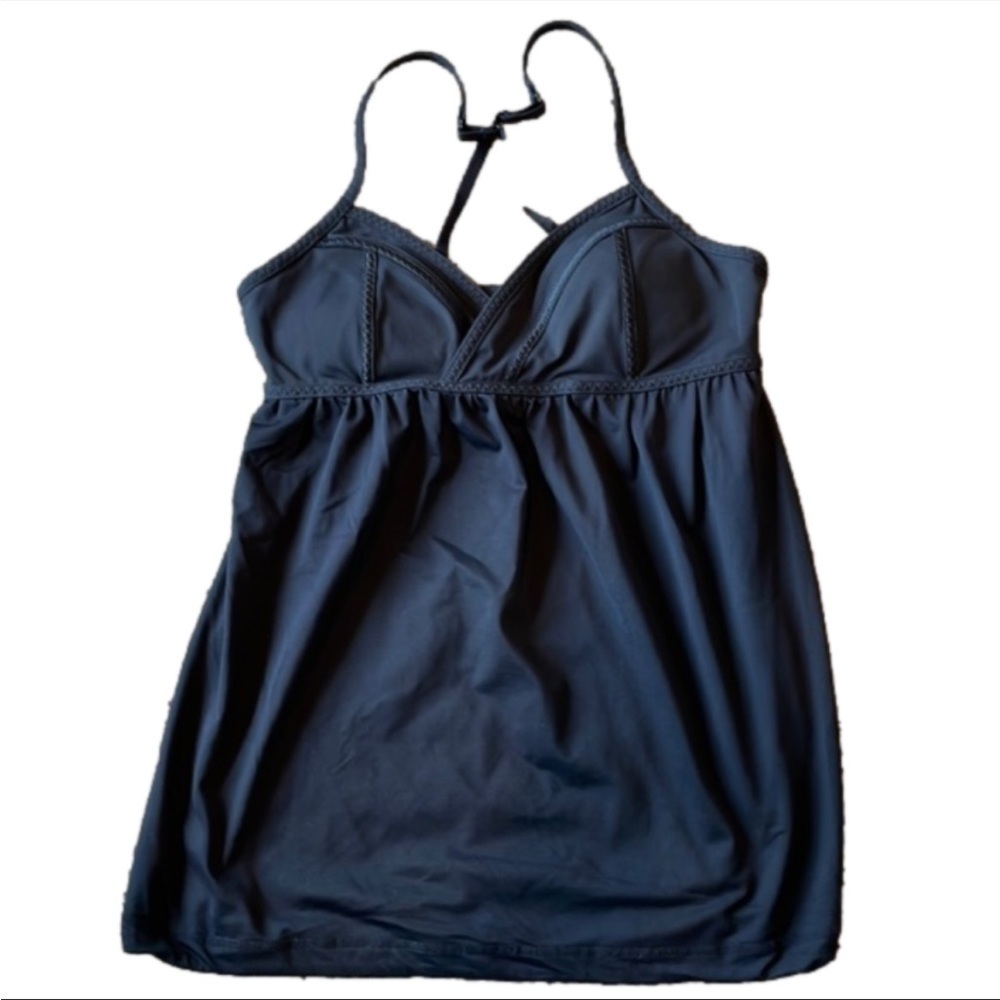 Lululemon Womens Black Sleeveless Cross
Back Pullover Sports Bra Tank Top